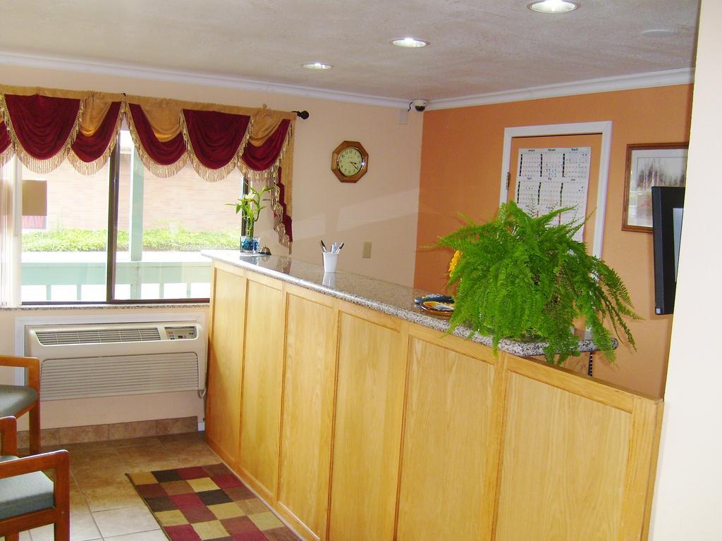 Stagecoach Inn Motel Molalla Zewnętrze zdjęcie