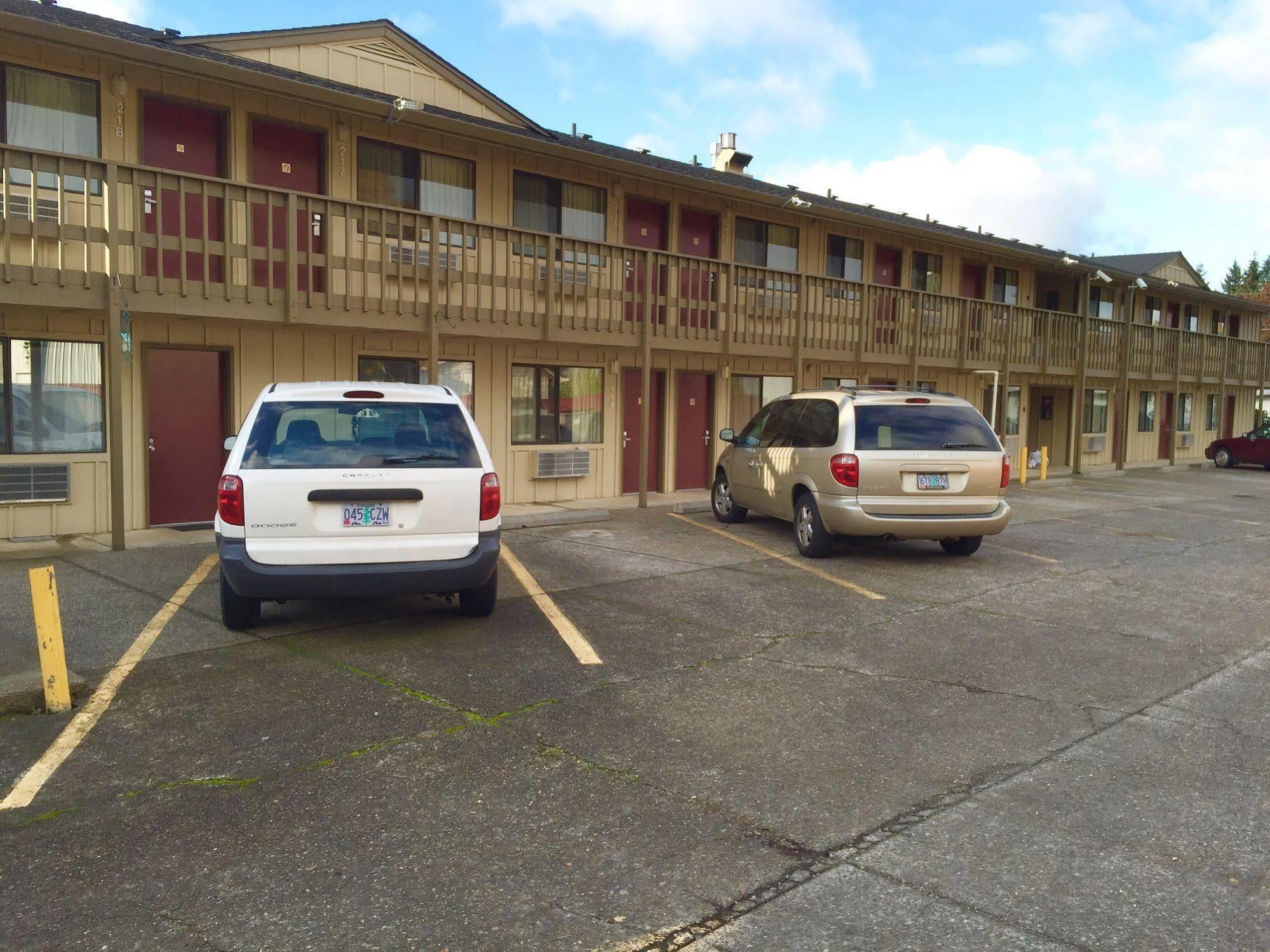 Stagecoach Inn Motel Molalla Zewnętrze zdjęcie
